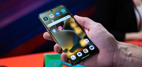 motorola signature is almost a razor-thin flagship
