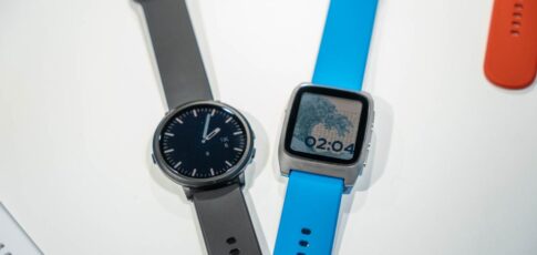 Tech News 6 hands-on the pebble smartwatch reboot looks great