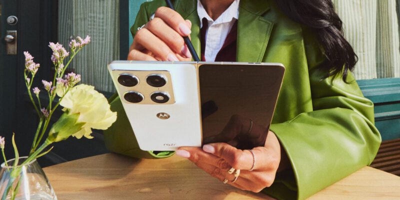 motorola reveals the razr fold a book-style