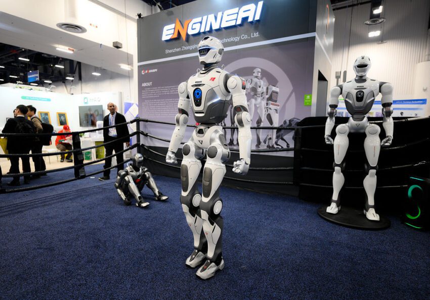 Tech News 10 i met a lot of weird robots