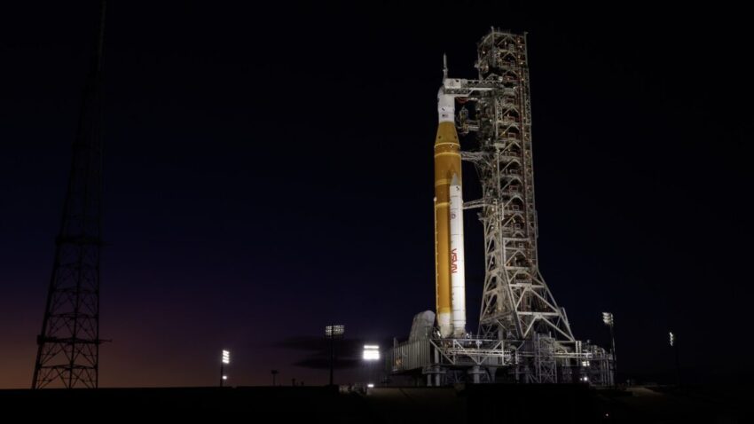 unable to tame hydrogen leaks nasa delays