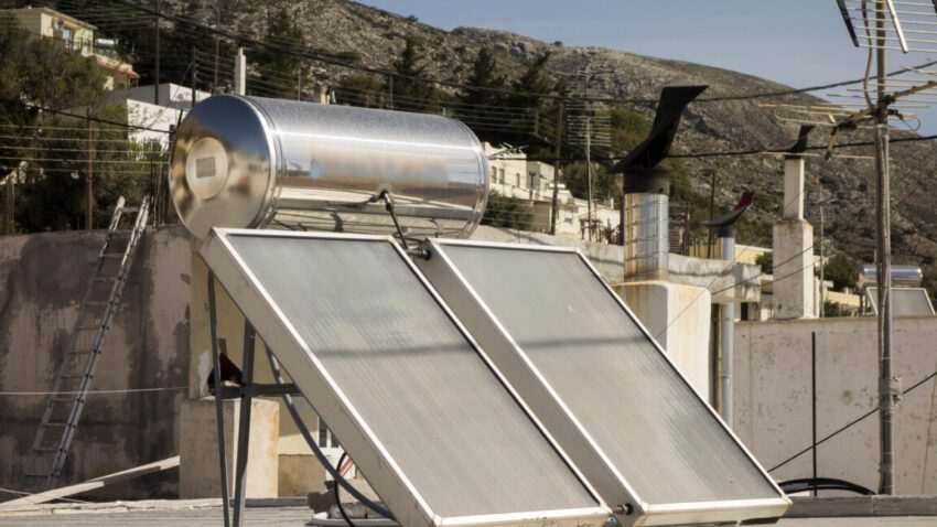 Tech News 3 a fluid can store solar energy and