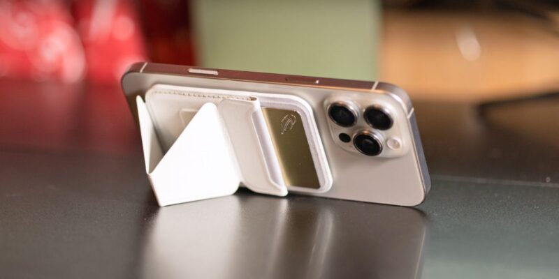 moft s long-awaited magsafe kickstand wallet with