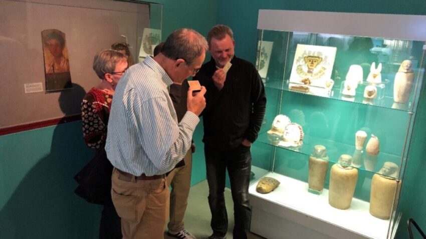 museums incorporate scent of the afterlife into