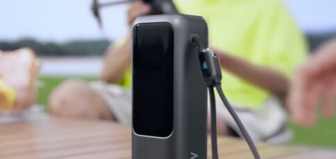anker s power bank with built-in cables