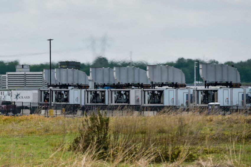 maine s governor vetoes data center moratorium