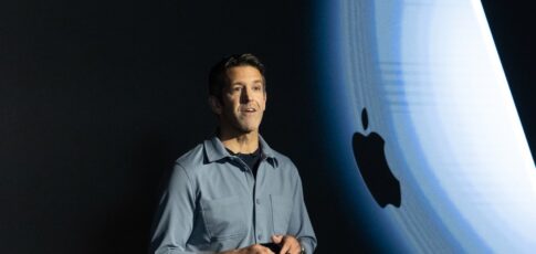 who is john ternus the incoming apple