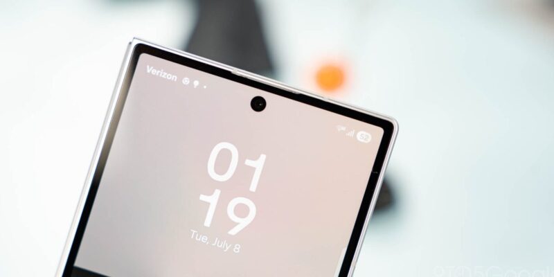 Galaxy Z Fold 8 to shrink the selfie camera cutout – is that something you care about? 17 galaxy z fold 8 to shrink the