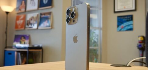 five refurbished iphones under 500 that still