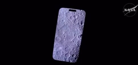moonshot on iphone astronaut reid wiseman snaps