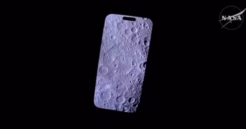 moonshot on iphone astronaut reid wiseman snaps