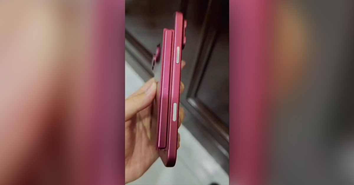 New video reveals iPhone 18 Pro Max, iPhone Fold dummy models 3 new video reveals iphone 18 pro max