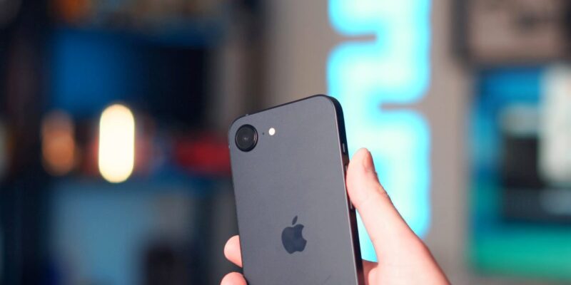 Does iPhone need its own MacBook Neo moment? 8 does iphone need its own macbook neo