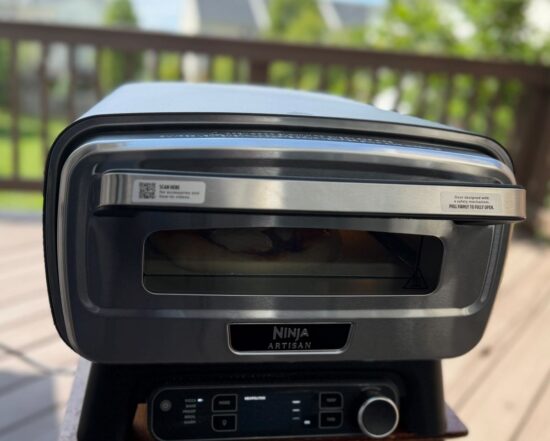 this 300 pizza oven can easily help