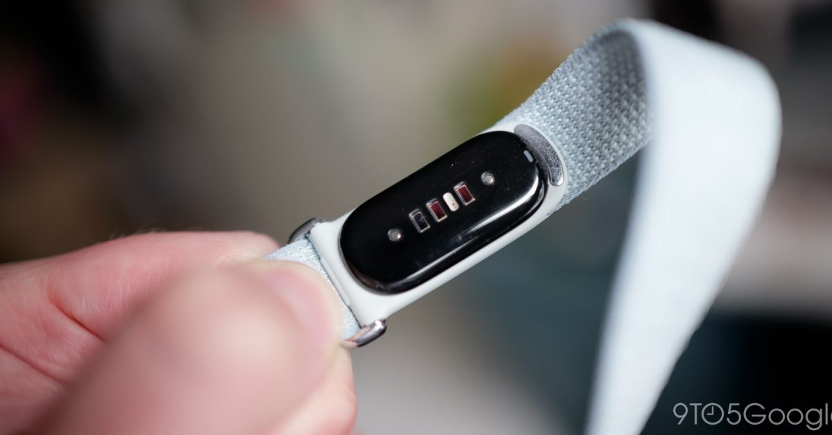 google rolling out first fitbit air firmware