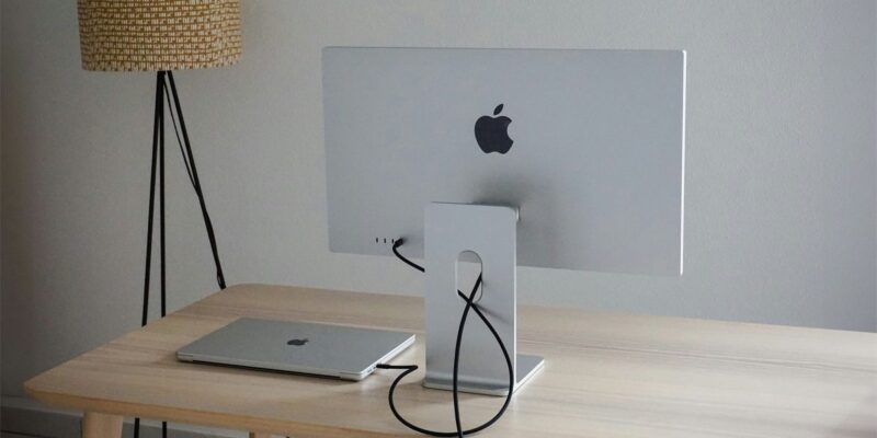 Can you save money with a USB4 cable over a Thunderbolt 4 one? 14 can you save money with a usb4