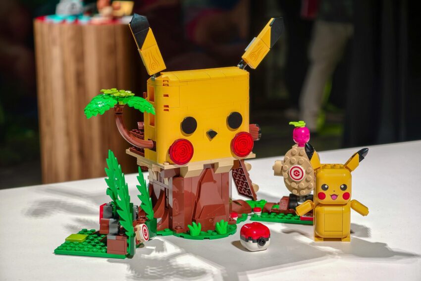 lego s smart play pok mon can