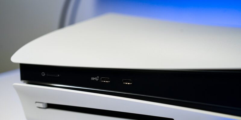 The funeral for PlayStation discs has begun 5 the funeral for playstation discs has begun